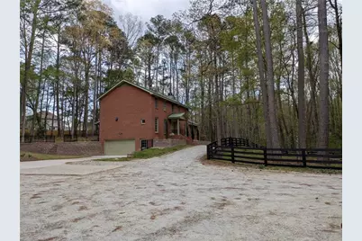 2292 Brookfield Drive, Lawrenceville, GA 30043 - Photo 15