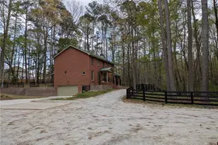 2292 Brookfield Dr, Lawrenceville, GA 30043 - Photo 15