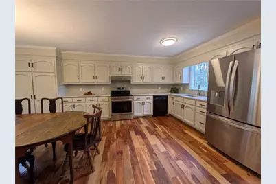 2292 Brookfield Drive, Lawrenceville, GA 30043 - Photo 3