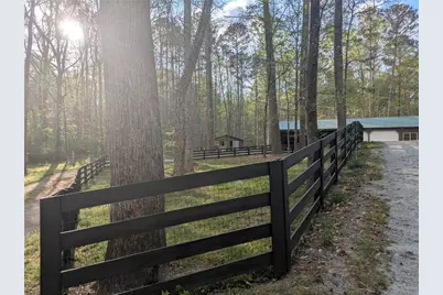 2292 Brookfield Drive, Lawrenceville, GA 30043 - Photo 5