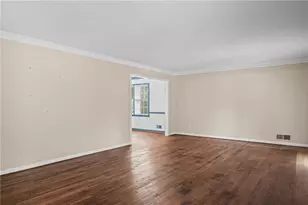 6255 Mountain Brook Ln, Atlanta, GA 30328 - Photo 7