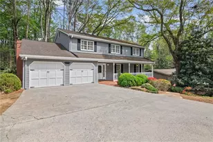 6255 Mountain Brook Ln, Atlanta, GA 30328 - Photo 3