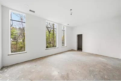 2471 Saint Patrick Street SE, Atlanta, GA 30317 - Photo 9