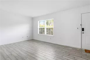 393 Promenade Ct SW, Marietta, GA 30064 - Photo 5