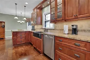 2928 Tall Pines Way NE, Atlanta, GA 30345 - Photo 17