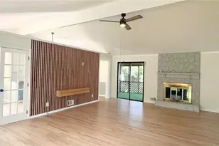 1287 Candlelite Ln, Snellville, GA 30078 - Photo 3