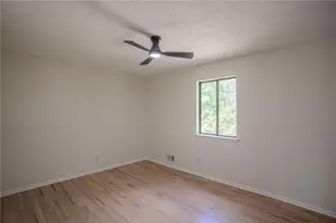 1287 Candlelite Ln, Snellville, GA 30078 - Photo 15