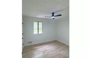 1287 Candlelite Ln, Snellville, GA 30078 - Photo 9