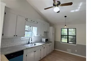 1287 Candlelite Ln, Snellville, GA 30078 - Photo 7