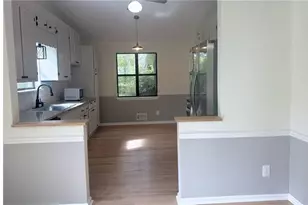 1287 Candlelite Ln, Snellville, GA 30078 - Photo 5