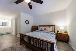 215 Summit N Dr NE, Atlanta, GA 30324 - Photo 17