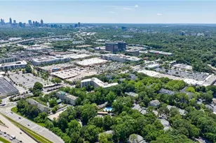 215 Summit N Dr NE, Atlanta, GA 30324 - Photo 33