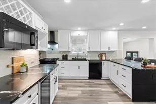 4615 Oakland Terrace SW, Mableton, GA 30126 - Photo 13