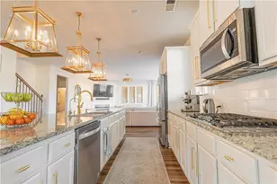 7835 Brewton Creek Dr, Cumming, GA 30028 - Photo 13