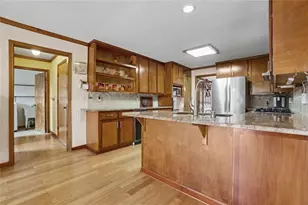 2252 Chimney Springs, Marietta, GA 30062 - Photo 15