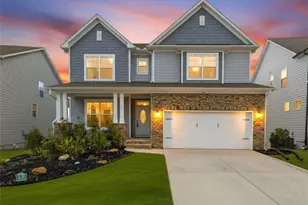 540 Redfish Wy, Hoschton, GA 30548 - Photo 1