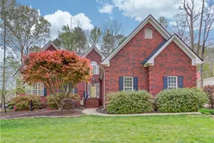 124 Dumar Ln, Hoschton, GA 30548 - Photo 1