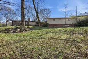 3931 Green Dr, Gainesville, GA 30506 - Photo 3
