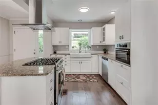 2774 Overlook Dr, Atlanta, GA 30345 - Photo 9