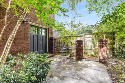 2417 Glenwood Drive NE, Atlanta, GA 30305 - Photo 39