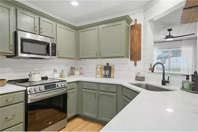 404 Eileen Circle, Canton, GA 30114 - Photo 3