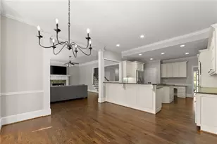 960 Allen Lake Ln, Suwanee, GA 30024 - Photo 17