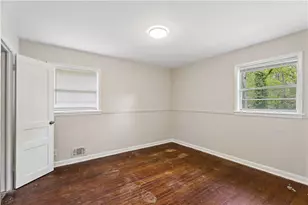 1121 Glendale Dr, Atlanta, GA 30344 - Photo 19