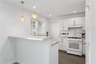 1121 Glendale Dr, Atlanta, GA 30344 - Photo 7