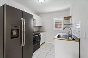 1121 Glendale Dr, Atlanta, GA 30344 - Photo 11