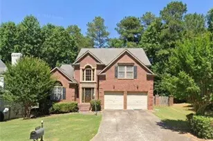 1194 Manor Crest Ct NE, Marietta, GA 30068 - Photo 1