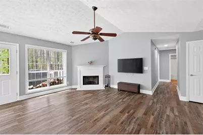3962 Edgebrook Drive, Flowery Branch, GA 30542 - Photo 7