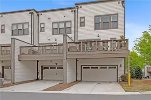 2020 Holtz Ln, Atlanta, GA 30318 - Photo 31