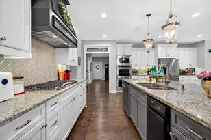 3730 Williams Point Dr, Cumming, GA 30028 - Photo 15