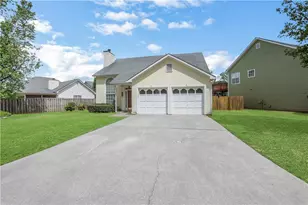 3062 Vineyard Way SE, Smyrna, GA 30082 - Photo 3