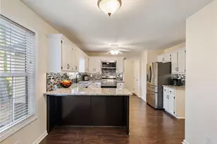 2055 Castle Royale Dr, Lawrenceville, GA 30043 - Photo 7