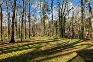 2055 Castle Royale Dr, Lawrenceville, GA 30043 - Photo 31