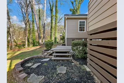 2055 Castle Royale Drive, Lawrenceville, GA 30043 - Photo 37