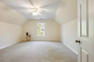 2055 Castle Royale Dr, Lawrenceville, GA 30043 - Photo 15