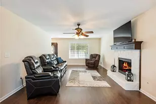 2055 Castle Royale Dr, Lawrenceville, GA 30043 - Photo 5