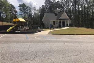 867 Kendall Park Dr, Winder, GA 30680 - Photo 3