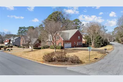 2888 Kelly Court, Lawrenceville, GA 30044 - Photo 3