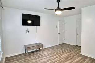 5004 Owen Mill Trail, Stone Mountain, GA 30083 - Photo 17