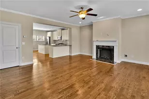 1660 Gilstrap Ln NW, Atlanta, GA 30318 - Photo 3