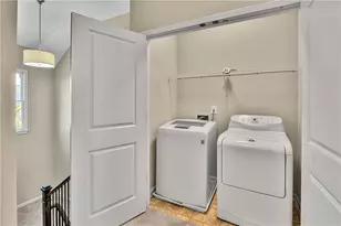 1660 Gilstrap Ln NW, Atlanta, GA 30318 - Photo 25