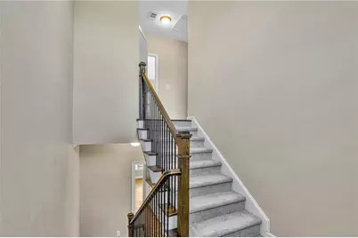 1660 Gilstrap Lane NW, Atlanta, GA 30318 - Photo 23