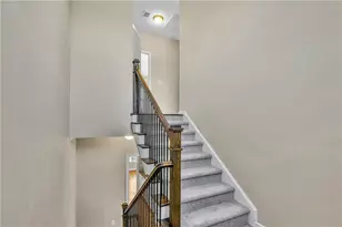 1660 Gilstrap Ln NW, Atlanta, GA 30318 - Photo 23