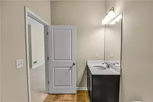 1660 Gilstrap Ln NW, Atlanta, GA 30318 - Photo 53