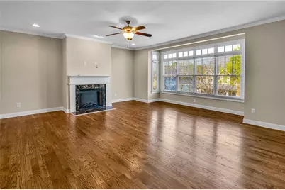 1660 Gilstrap Lane NW, Atlanta, GA 30318 - Photo 5