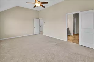 1660 Gilstrap Ln NW, Atlanta, GA 30318 - Photo 33