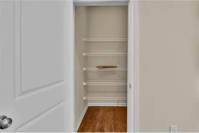 1660 Gilstrap Lane NW, Atlanta, GA 30318 - Photo 13